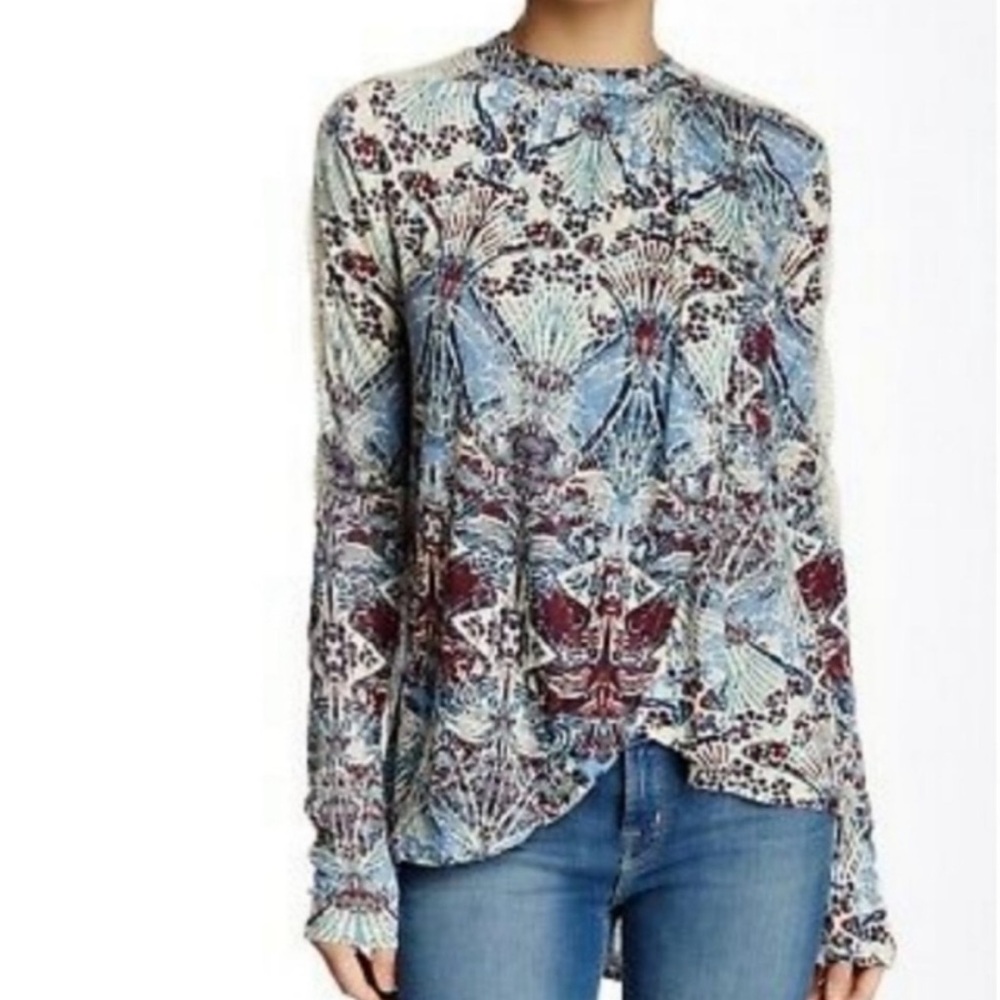 Free People Boho Nouveau New World Tulip Hem Top Size Medium Lightweight Beach